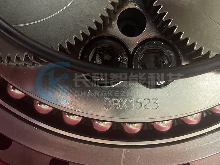 發(fā)那科R-2000iB二軸減速機(jī)0BX1523